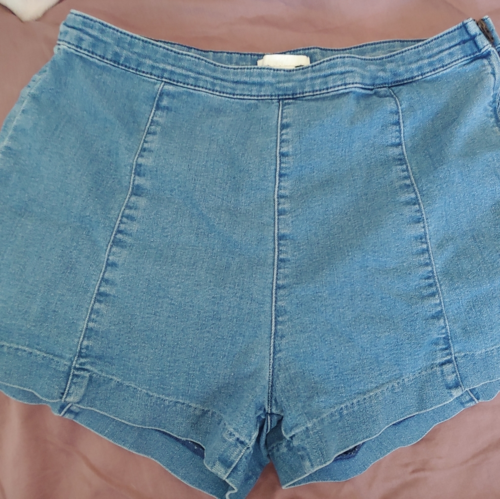 H&M high waisted shorts